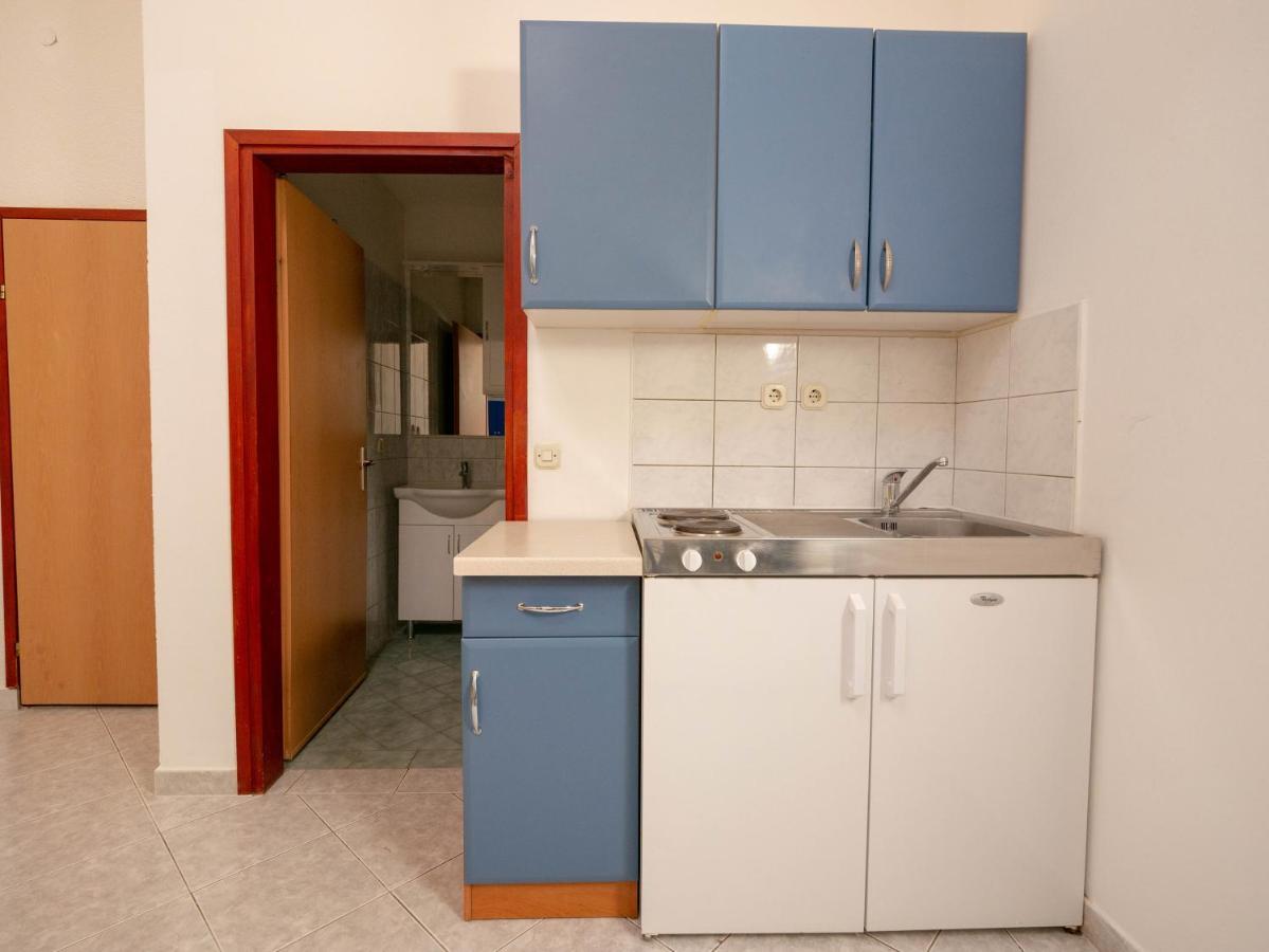 Cozy Apartment With Breakfast On Request 1 Pula Exterior foto